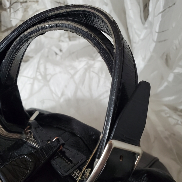 Calvin Klein Locking Satchel Bag - Picture 3 of 5